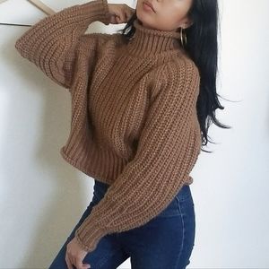 H&M Sweater Rib Knit Crop Turtleneck Tan Sz Small